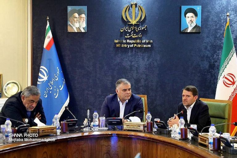 امید شاکری سرپرست شرکت ملی صنایع پتروشیمی شد