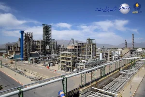 عملکرد ۱۲ ماهه پتروشیمی شازند و رشد سود خالص شاراک در سال ۱۴۰۴