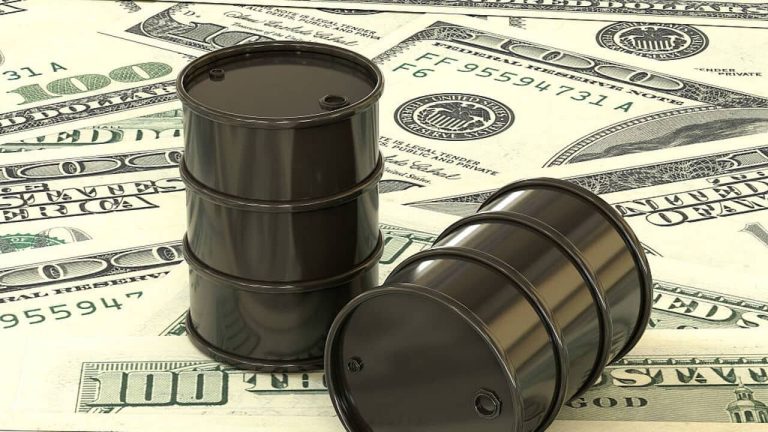 قیمت نفت در تقاطع حمایت و مقاومت؛ طلای سیاه صعود می‌کند یا سقوط؟