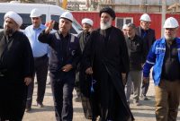 بازدید نماینده ولی ‌فقیه استان خوزستان از واحد آسیب‌ دیده آب‌نیرو در پتروشیمی بندرامام