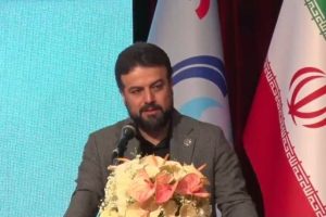 متین دیداری مدیرعامل پتروشیمی زاگرس در مجمع عمومی عادی سالیانه شرکت