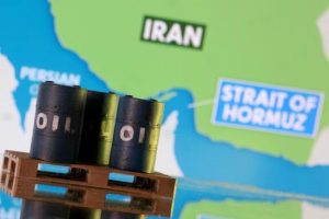 گلدمن ساکس: نفت برنت در سناریوی بحران هرمز از ۱۲۰ دلار عبور می کند
