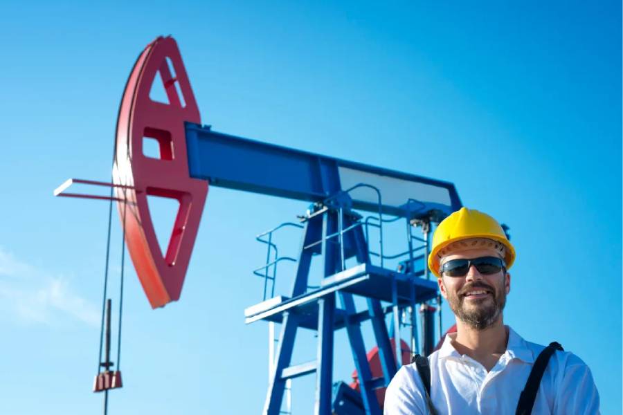 شرایط استخدام در شرکت های نفتی عمان