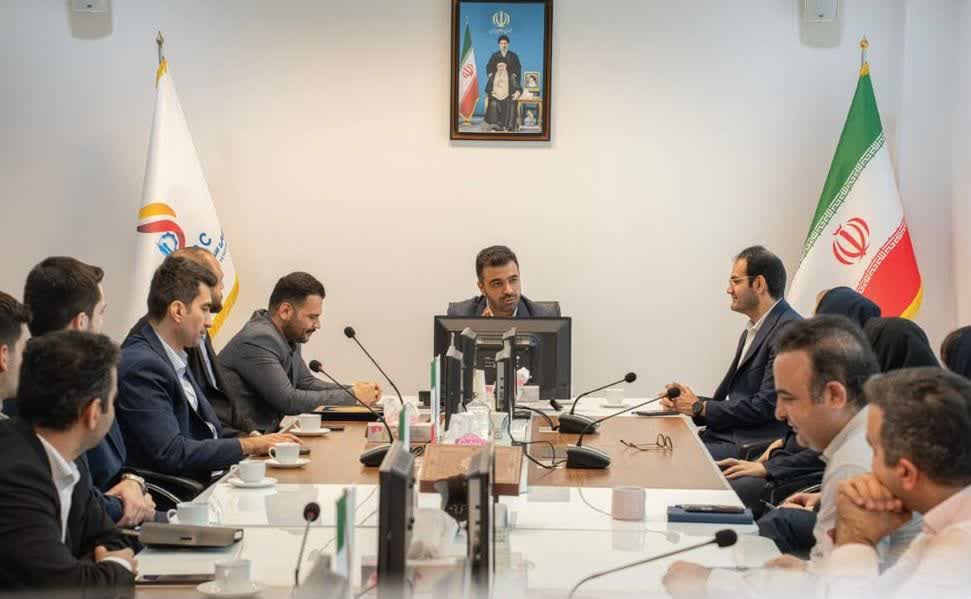 نسل جدید سروش مهستان در مسیر تصمیم‌سازی