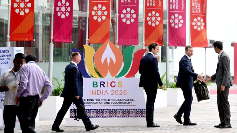 BRICS بر تداوم جریان تجارت و انرژی جهان تأکید کرد