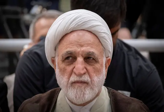 اژه‌ای: تعیین‌تکلیف تراستی‌ها یک اولویت جدی است
