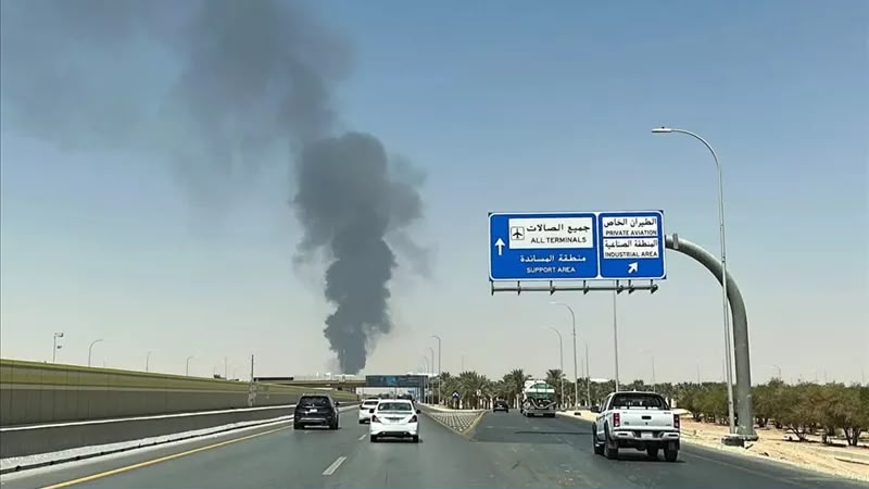 آتش‌سوزی مخزن سوخت آرامکو در نزدیکی فرودگاه ریاض