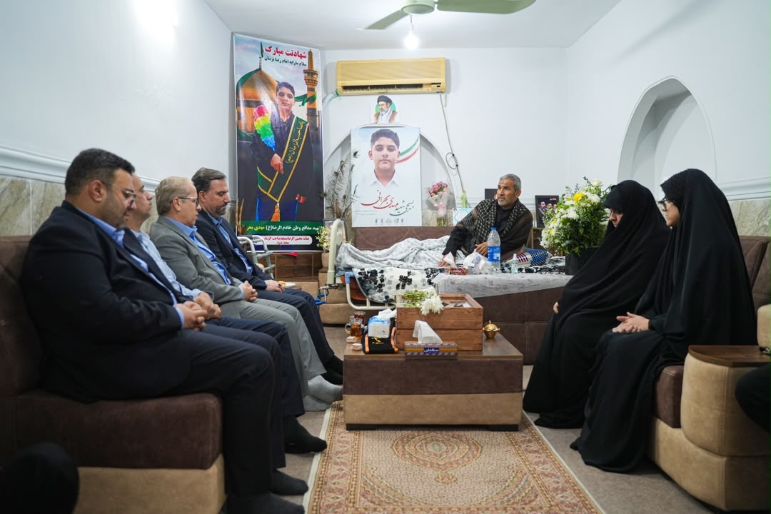 دیدار مدیرعامل پازارگاد با خانواده شهدای اخیر شهرستان دیّر