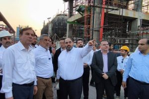 استاندار بوشهر: بازسازی پالایشگاه‌های آسیب‌دیده پارس جنوبی تا زمستان تمام نمی‌شود