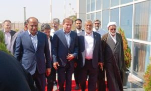 حمید بورد وارد عسلویه شد؛ بررسی بازسازی پالایشگاه ها و پتروشیمی های آسیب دیده از جنگ