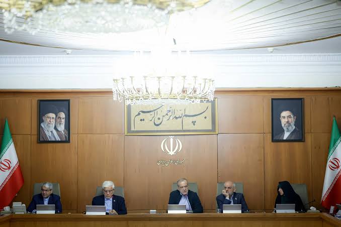 گزارش هفتگی بازسازی تاسیسات نفت و گاز به هیئت دولت ارائه می شود